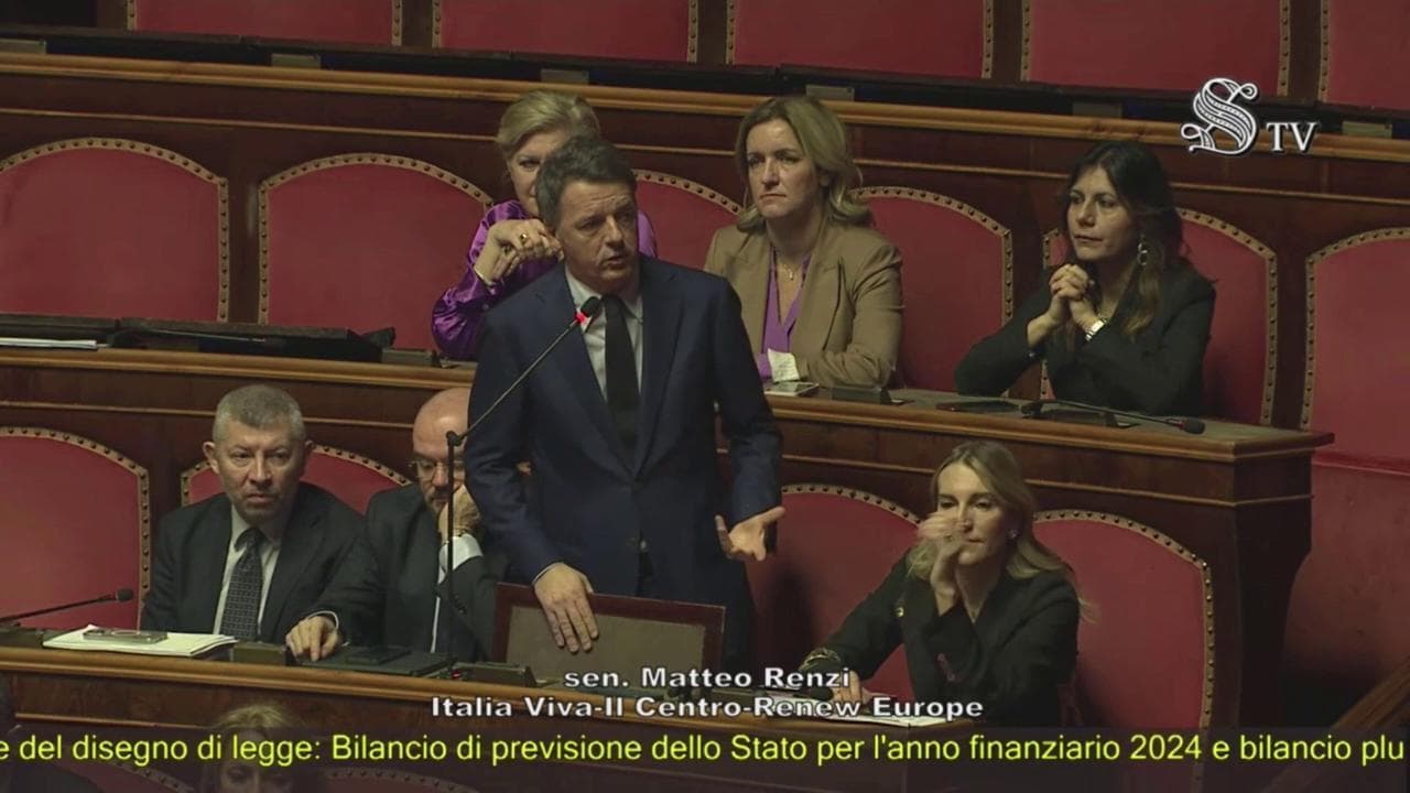 Senato, durante l'intervento di Renzi Gasparri lo insulta: "Va a ca..re". La Russa dispone il "Var TV" per verificare
