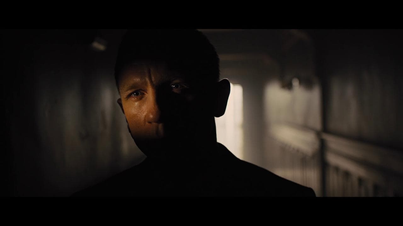 'Being James Bond', Daniel Craig racconta il suo 007 - trailer
