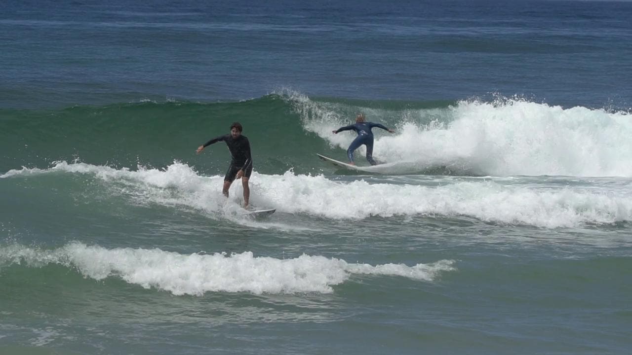 Surf, tornano le sfide degli acrobati azzurri delle onde