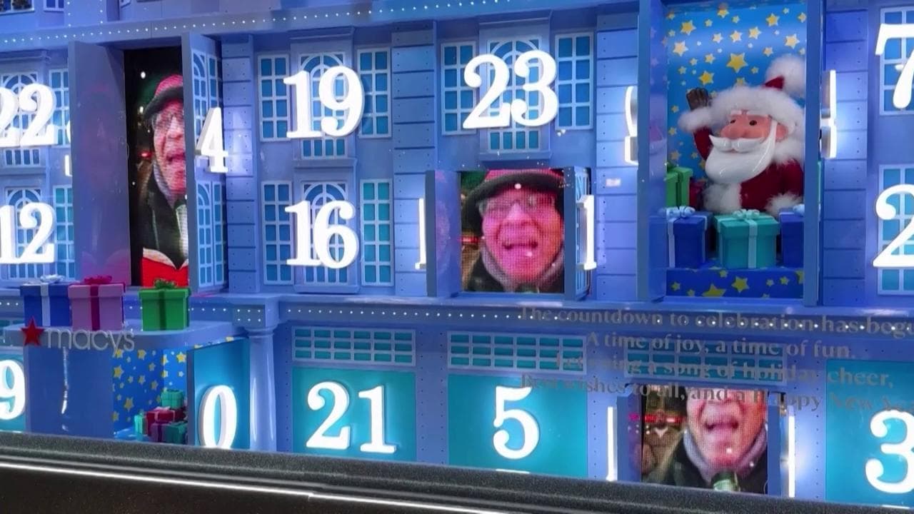 Delirio natalizio, le vetrine di New York entrano nello spirito del Natale: le più assurde e costose