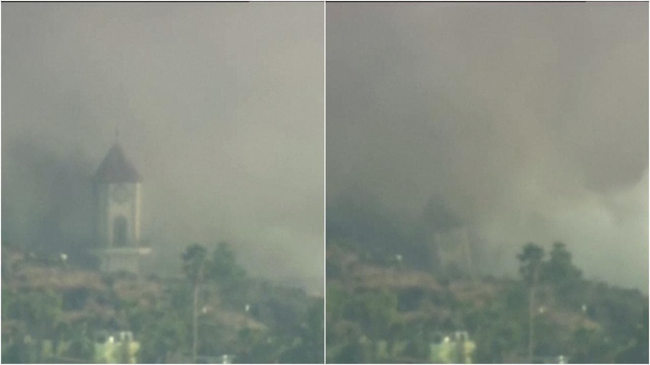 La Palma, la lava del vulcano non dà scampo: il campanile della chiesa collassa in diretta tv