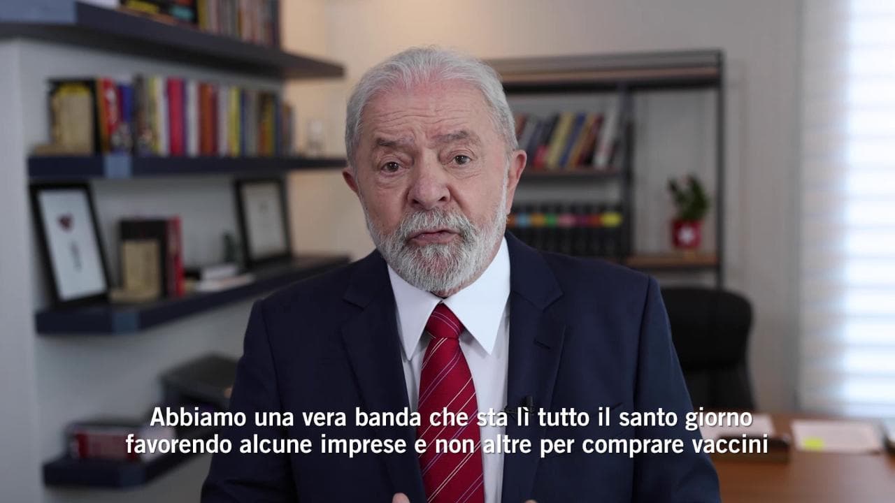 Brasile, Lula: "Bolsonaro è pazzo e corrotto, contro Dilma Rousseff c'è stato un golpe"