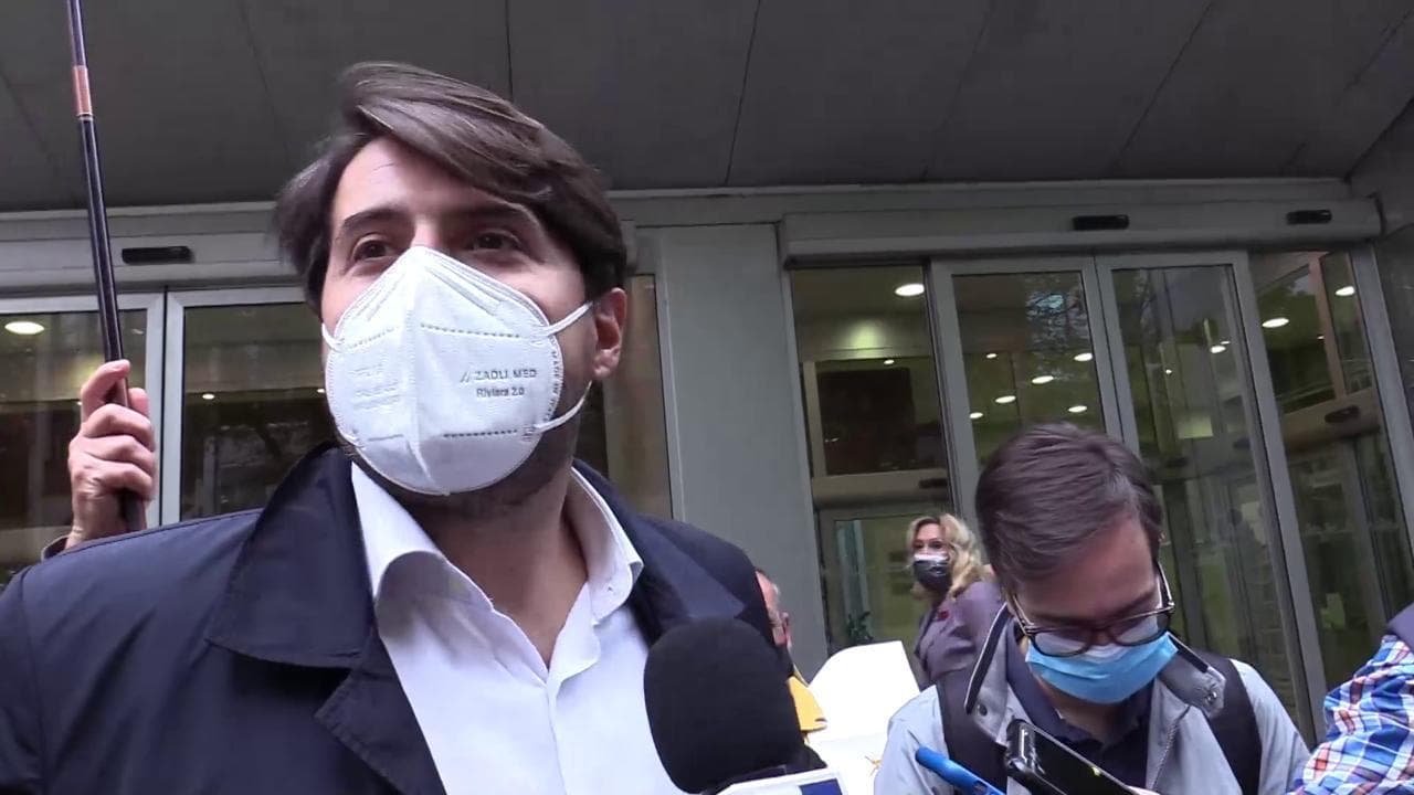Nucleare, protesta 5 Stelle contro centrale in Lombardia: "Se Cingolani segue Salvini si schianta"
