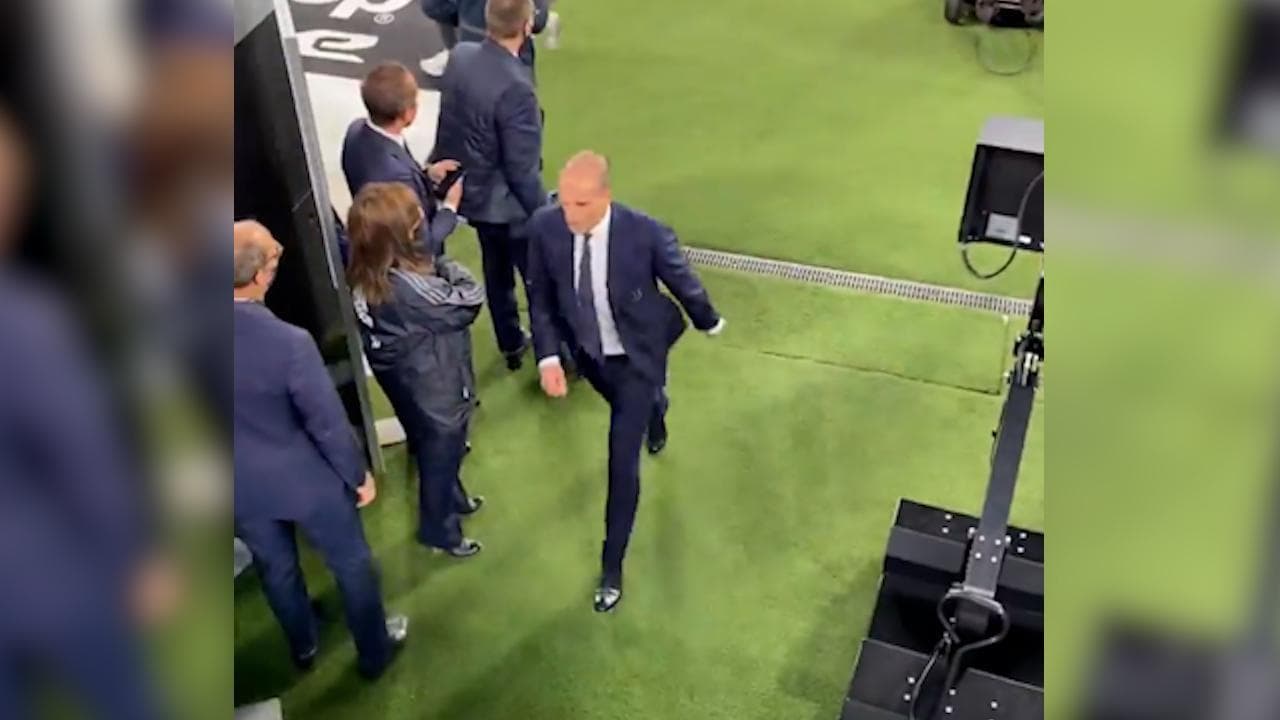 Serie A, Allegri furioso: "Questi vogliono giocare nella Juve..."