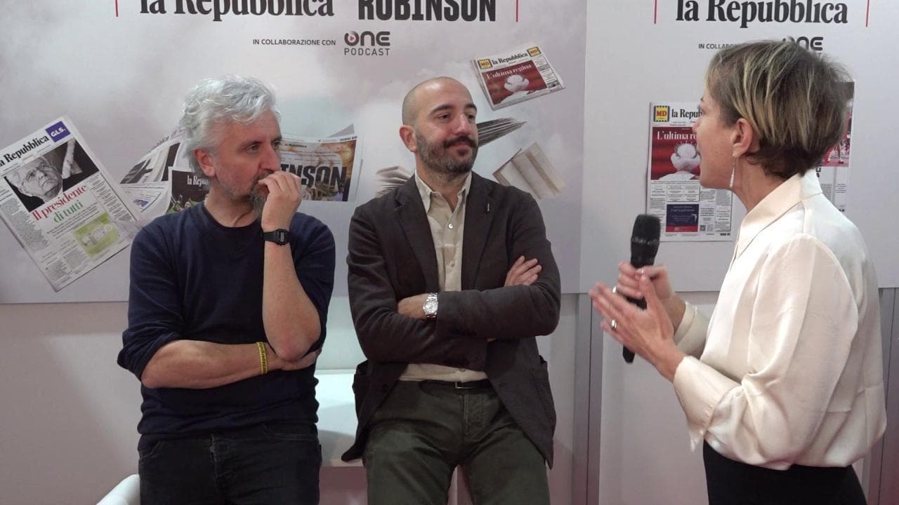 L'attore e l'inviato al fronte, Ascanio Celestini e Fabio Tonacci: "Raccontiamo storie per dare un volto a popoli vittime della guerra"