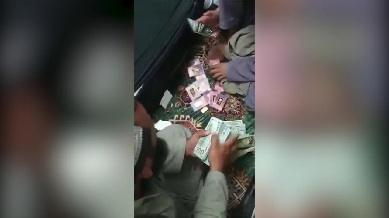 Afghanistan, lingotti d'oro e 6 milioni di dollari: i talebani saccheggiano la residenza dell'ex vicepresidente