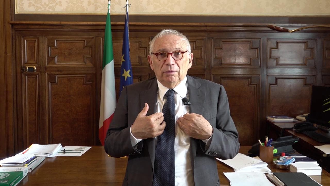 Scuola, min. Bianchi: "Ragazze e ragazzi, bentornati!"
