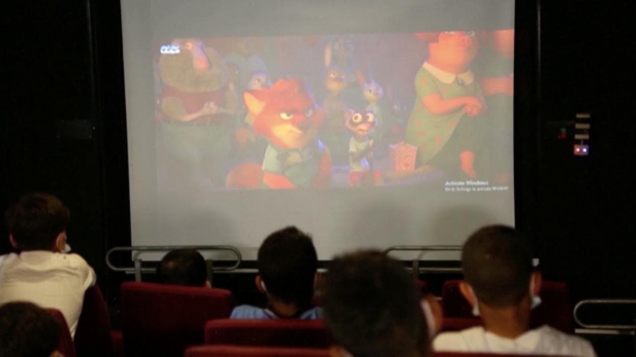 Gaza, tornano i film per i bambini palestinesi: il 'Cinema bus' è finanziato dall'Ue