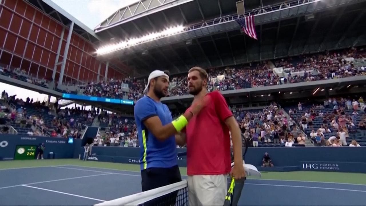 Us Open, Berrettini campione anche di fair play: a fine partita applaude 2 volte l'avversario infortunato