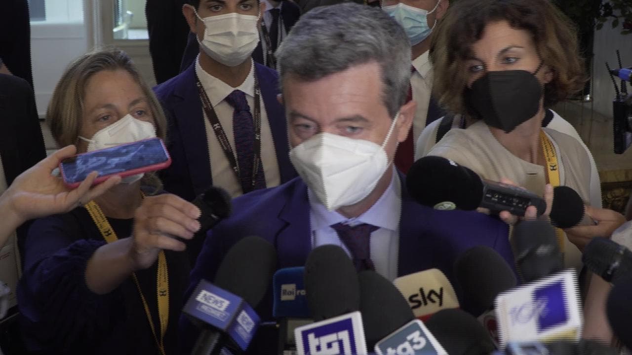 Cernobbio, Orlando sul reddito di cittadinanza: "Metadone di stato? Meloni non sa cos'è la povertà"