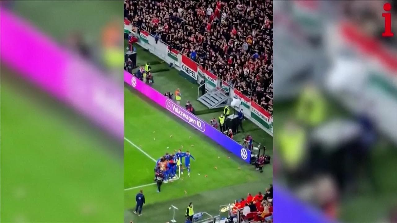 Calcio, Ungheria-Inghilterra: ultrà locali scatenati, tra lanci di oggetti e ululati razzisti