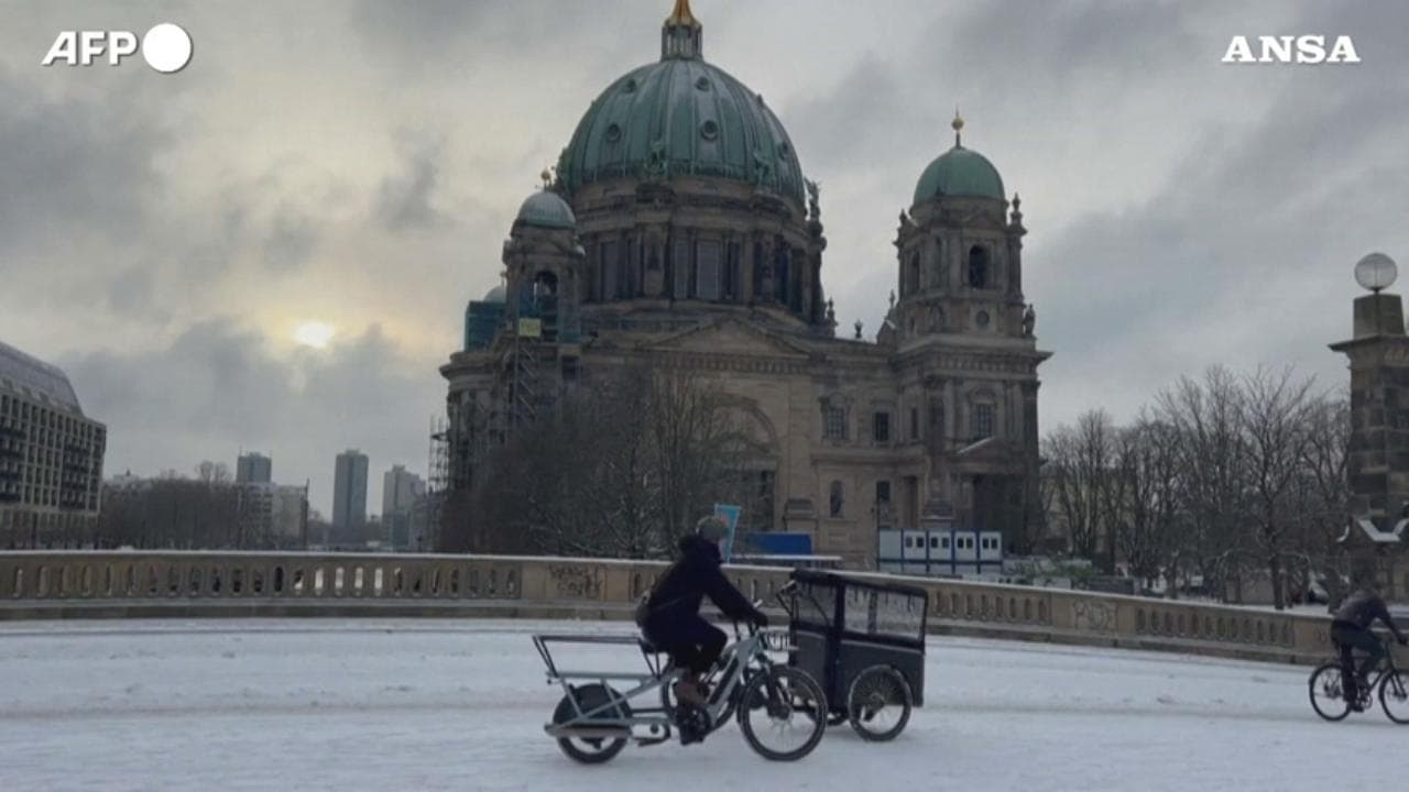 La prima neve della stagione a Berlino