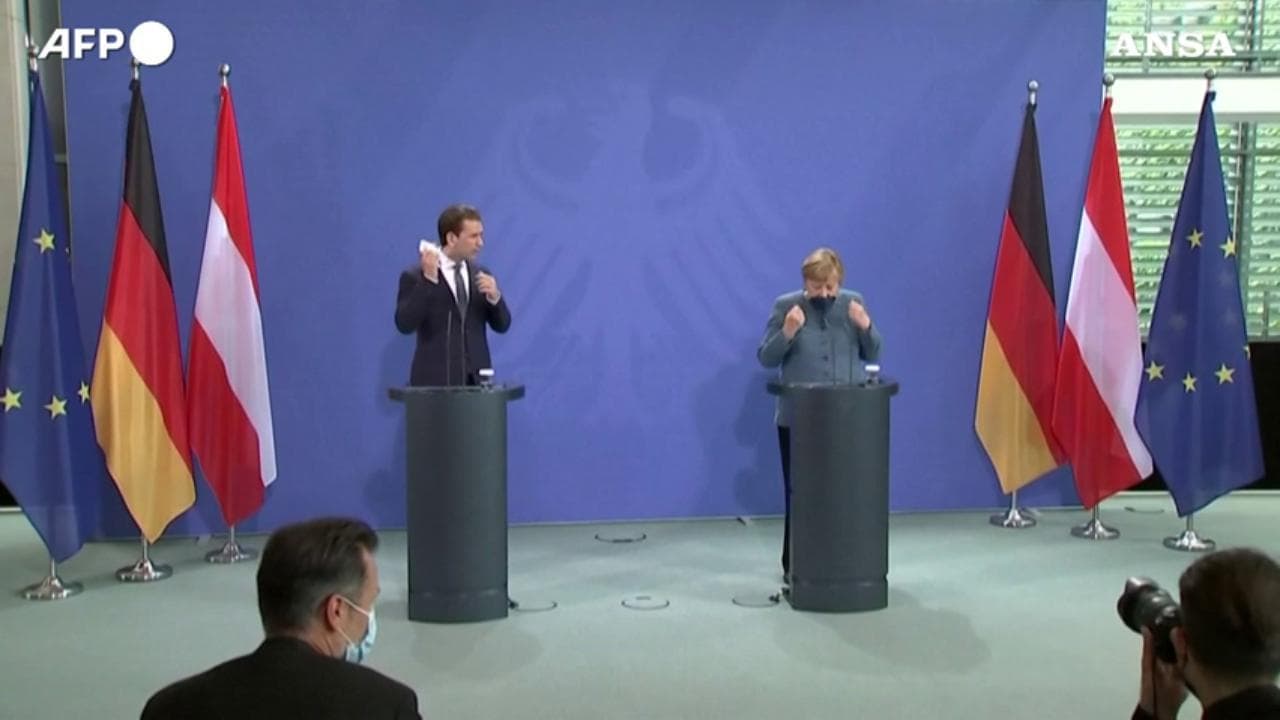 Afghanistan, Merkel: "L'aeroporto di Kabul è di vitale importanza per il Paese"