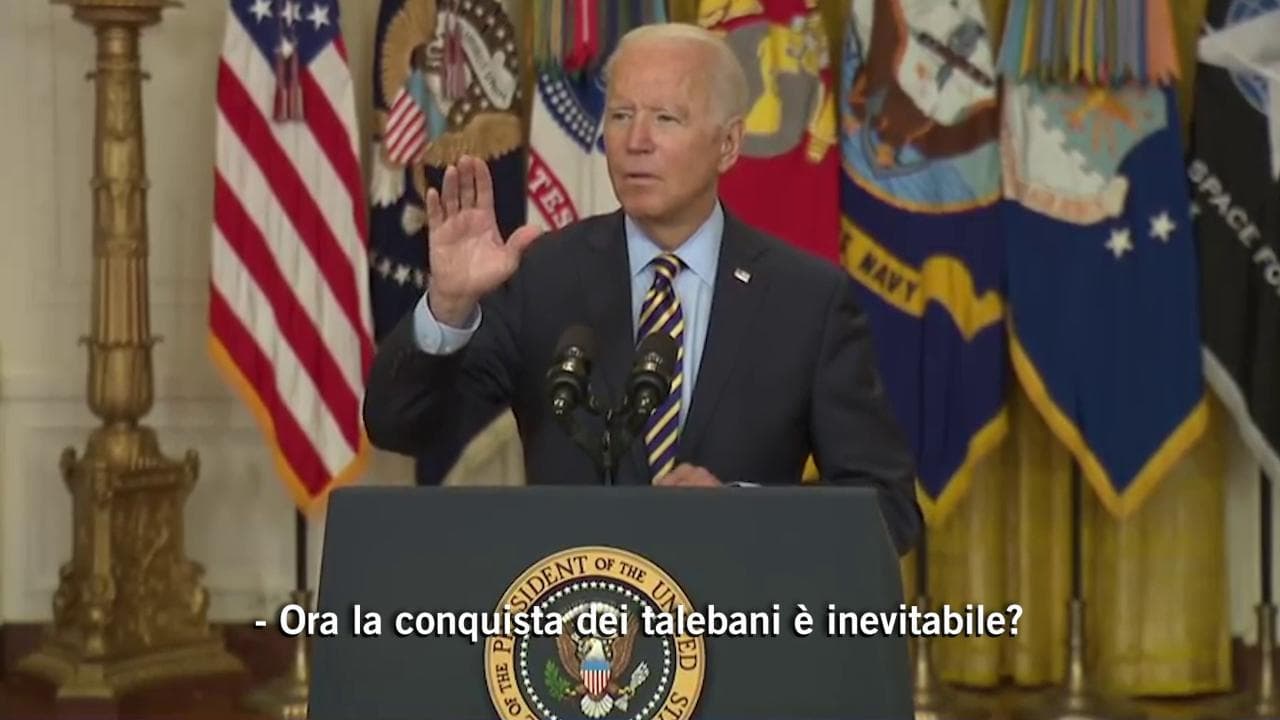 Afghanistan, il video che imbarazza Biden: solo un mese fa diceva "L'avanzata dei talebani si può fermare"