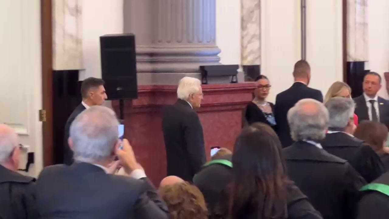 Bocelli canta l'inno di Mameli per Mattarella alla Federico II: gli 800 anni dell'ateneo