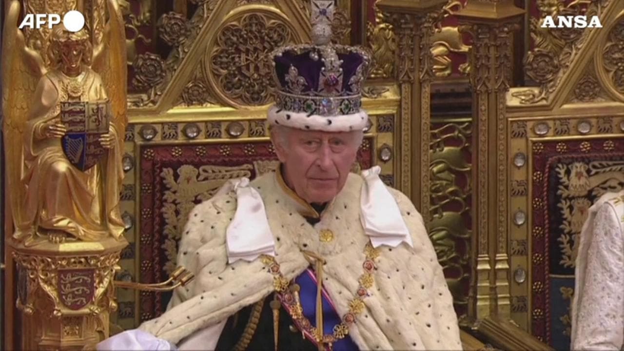 Regno Unito, re Carlo III a Westminster per il suo primo King's Speech
