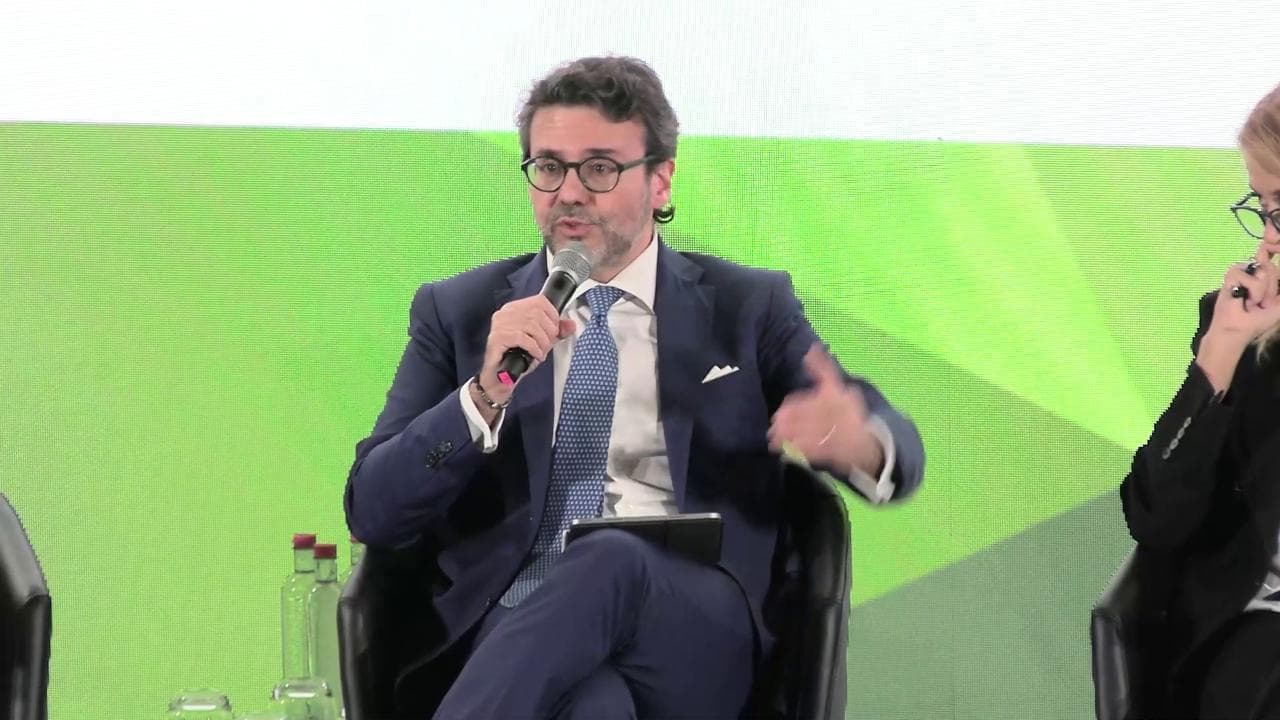 Intesa Sanpaolo, lo studio condotto con la Luiss: "In Italia 2 milioni di neet. Ma non sono tutti uguali"