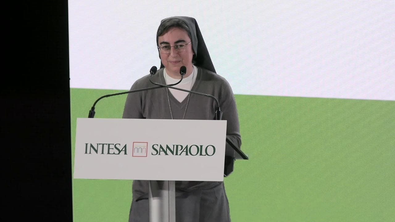 Il messaggio di Papa Francesco al convegno di Banca Intesa Sanpaolo: "Rimanete saldi alle ragioni iniziali del credito e della finanza"