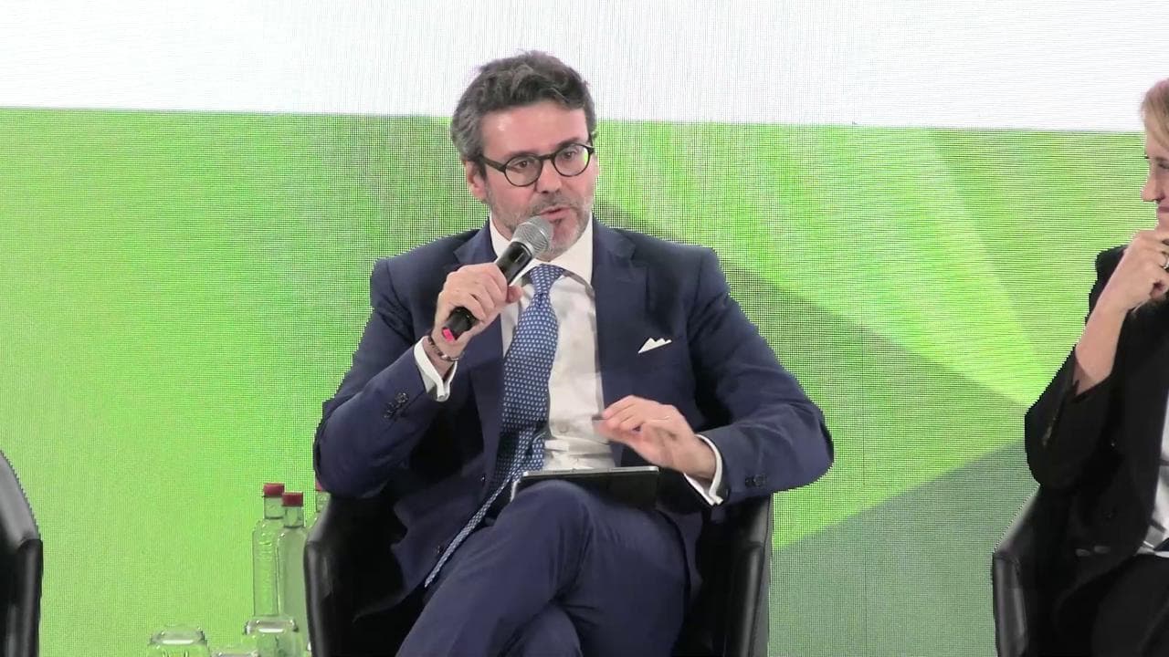 Intesa Sanpaolo e Luiss, lo studio sui neet: "In Italia sono 2 milioni. Per loro servono risposte concrete"