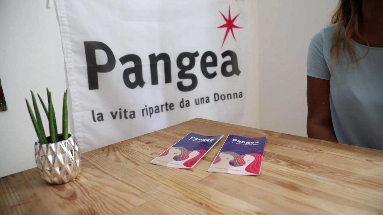 La storia di Valerie raccontata nel Centro antiviolenza di Pangea a Roma
