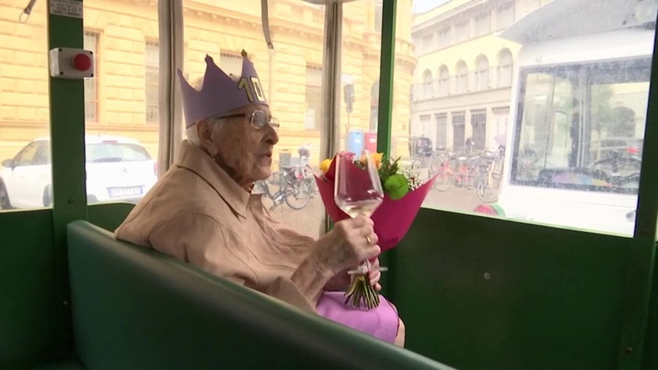 Brinda a 104 anni, la signora Lilia festeggiata a Bolzano