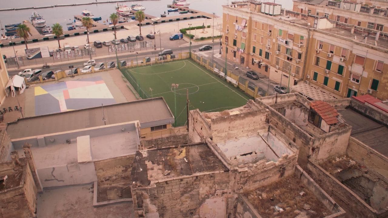 'Bangarang' essere bambini nel caos di Taranto - clip in anteprima