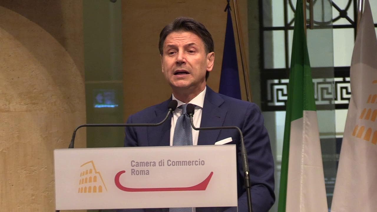 Conte: "Con Grillo profonde differenze di vedute. Non mi presto a operazioni di facciata"