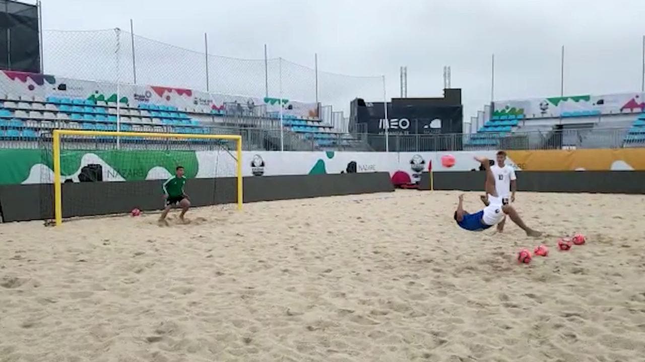 Beach Soccer, l'Italia si allena a colpi di rovesciate alle qualificazioni europee e mondiali