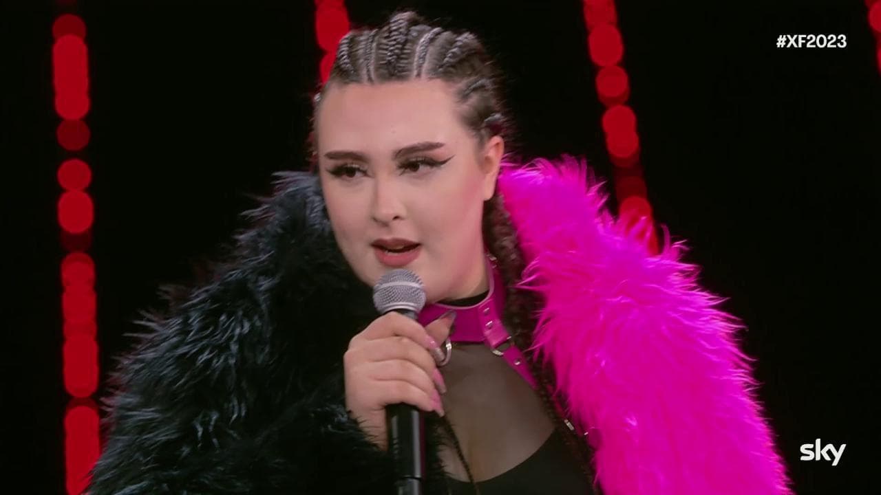 Asia Leva, la nuova 'leva' di 'X Factor' interpreta 'Bang bang' di Ariana Grande