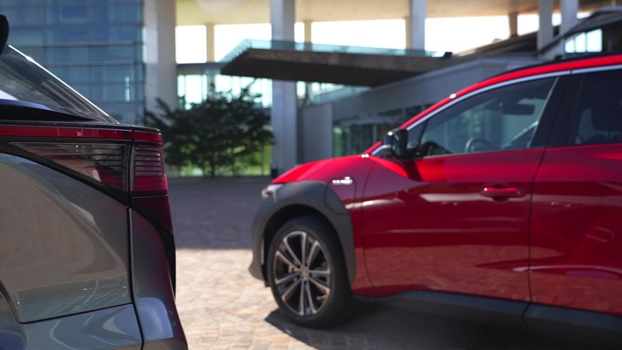 La scossa Toyota, ecco il nuovo Suv elettrico bZ4X. La prova e le strategie di mercato