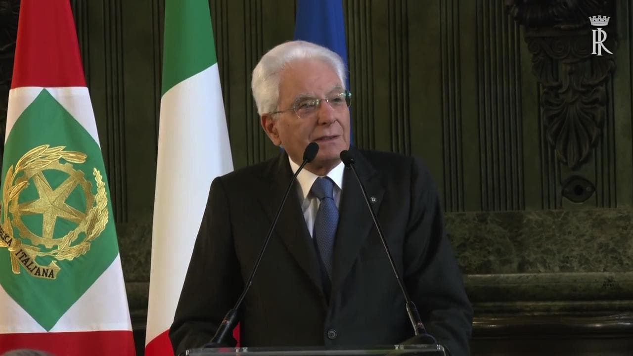 Festival delle Regioni, Mattarella: "La Repubblica è indivisibile, ma la Carta promuove l'autonomia"