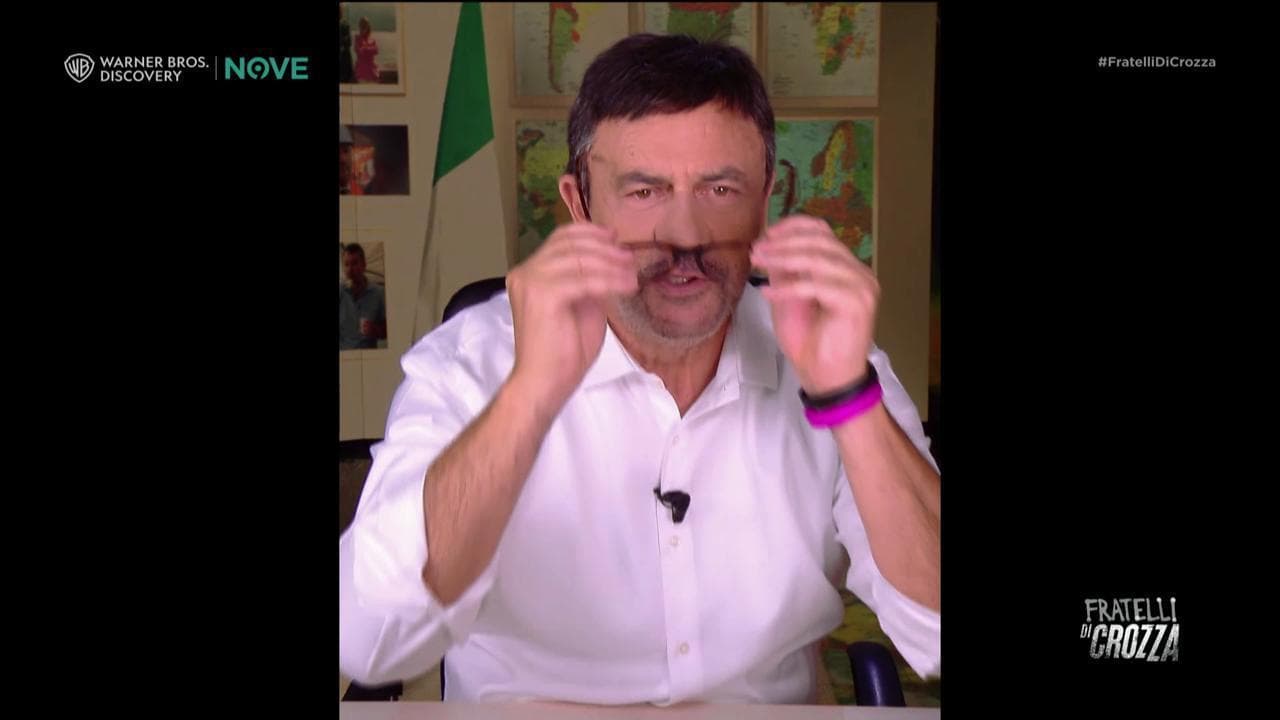 Crozza-Salvini sui migranti: "Non è che Garrone ha pagato gli scafisti per lanciare il suo film?"