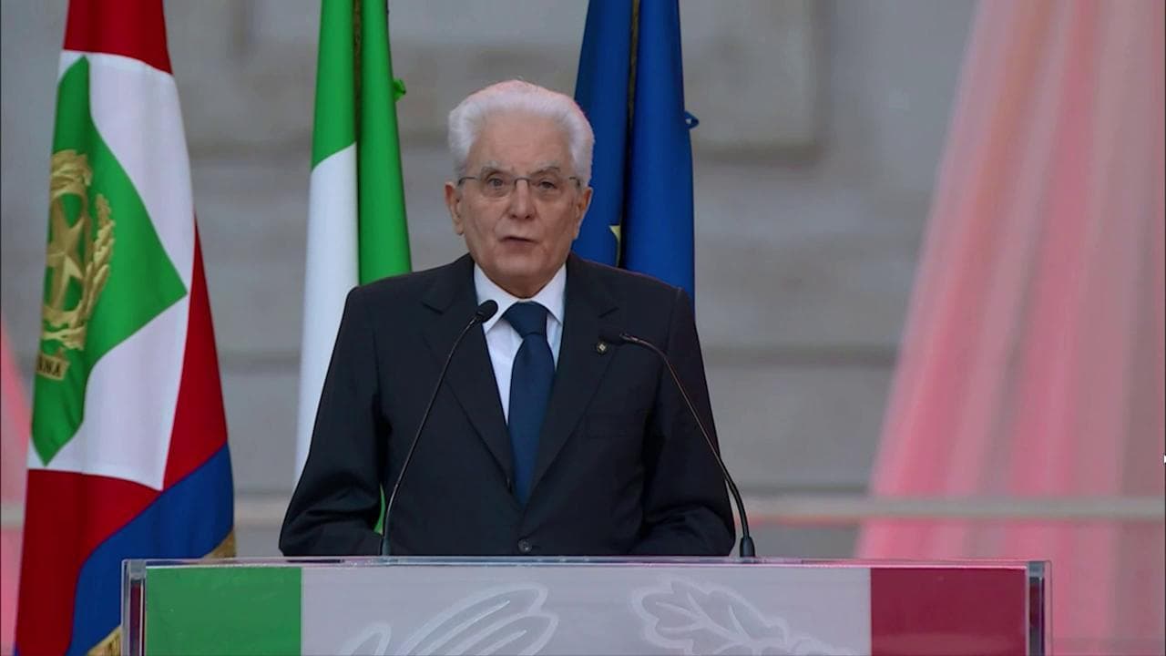 2 giugno, l'appello di Mattarella: "Questo è il tempo di costruire il futuro"
