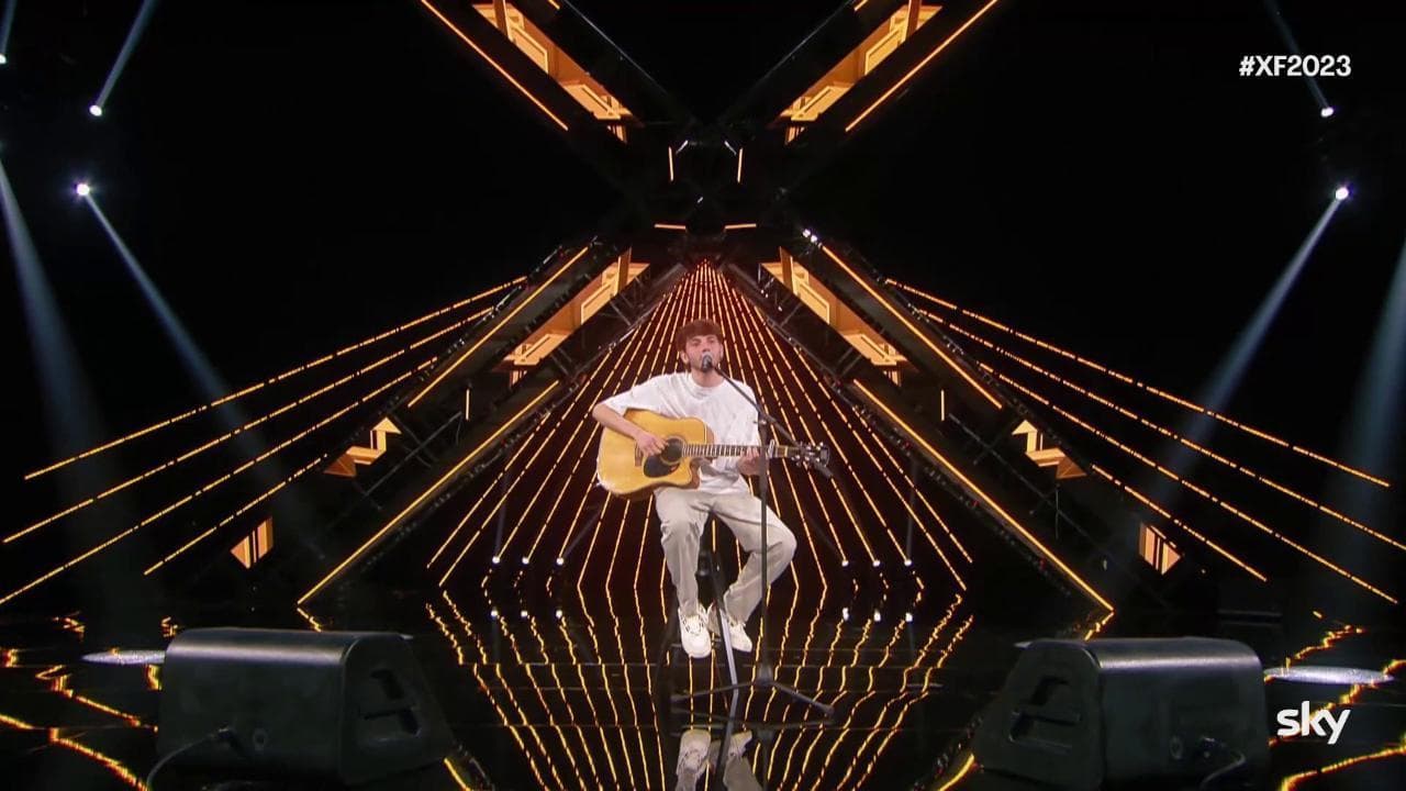 X Factor, Samuele Barracco e  la cover di 'Nessuno vuole essere Robin' di Cremonini che sembra un inedito