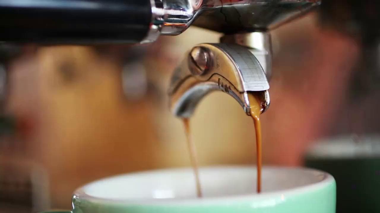 Caffè patrimonio dell'Unesco: la contesa tra Napoli e Trieste