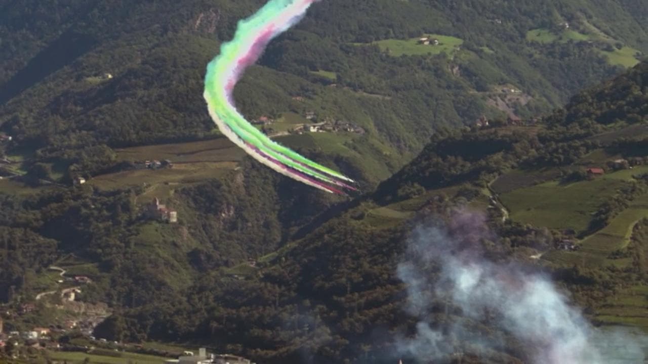 Le Frecce Tricolori tornano a volare su Trento e Bolzano ma niente acrobazie