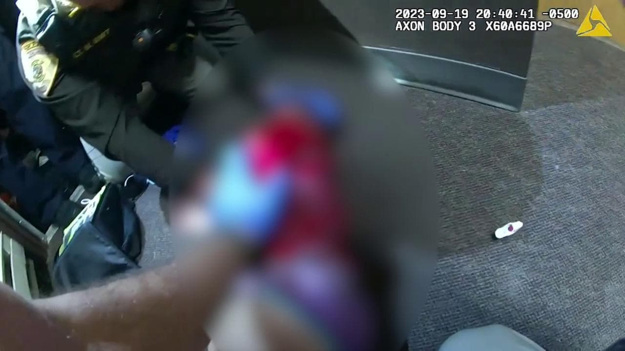 Allarme fentanyl negli Usa, bimba di due anni in overdose: salvata dalla polizia