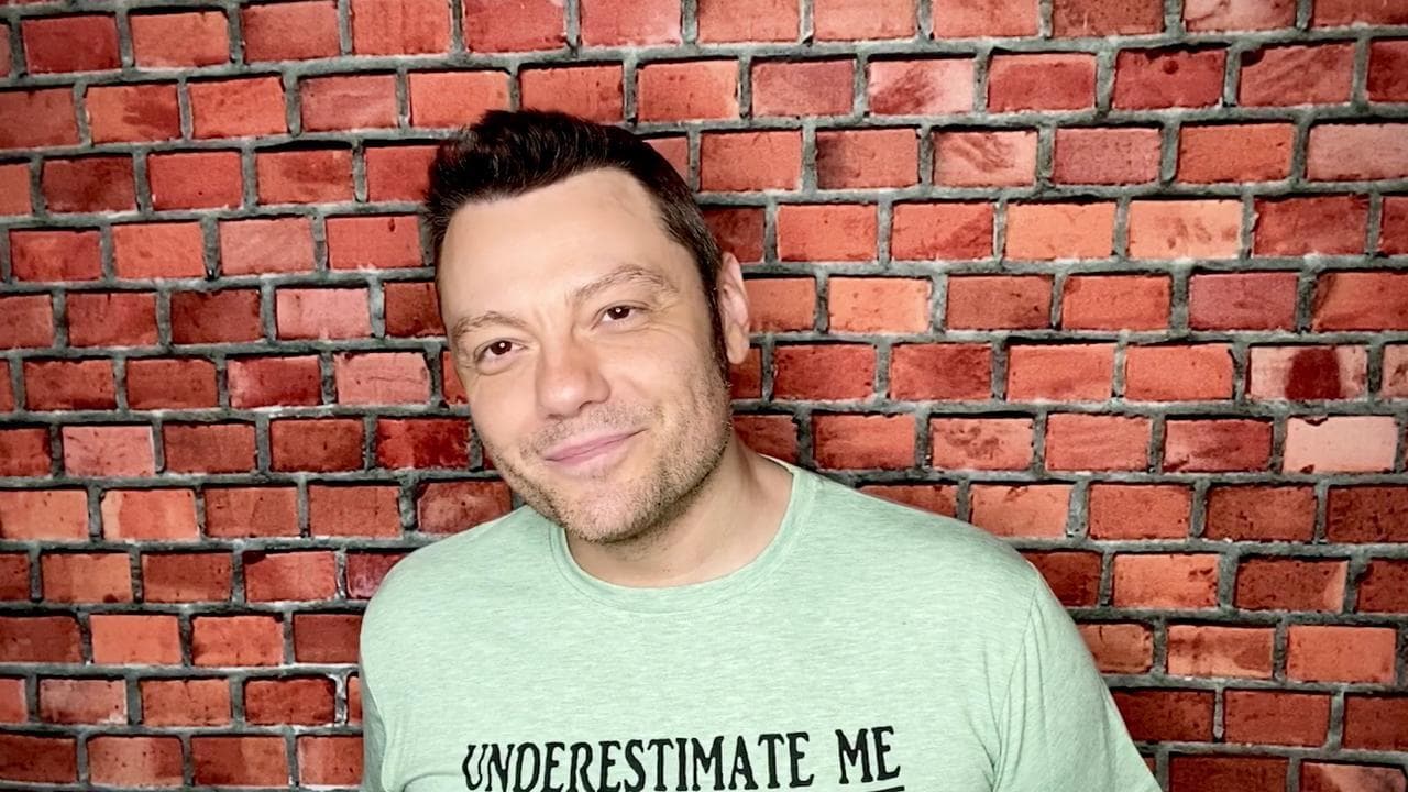 Tiziano Ferro e la sua ora a Radio Italia: "Sarà l'ora degli amici" - video in anteprima