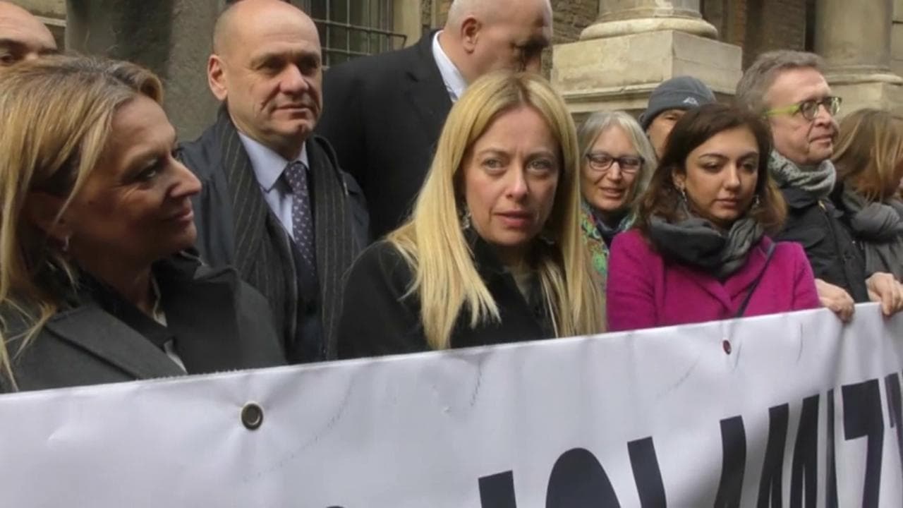 Quando Meloni nel 2018 polemizzò con il direttore del Museo Egizio e ne uscì malissimo