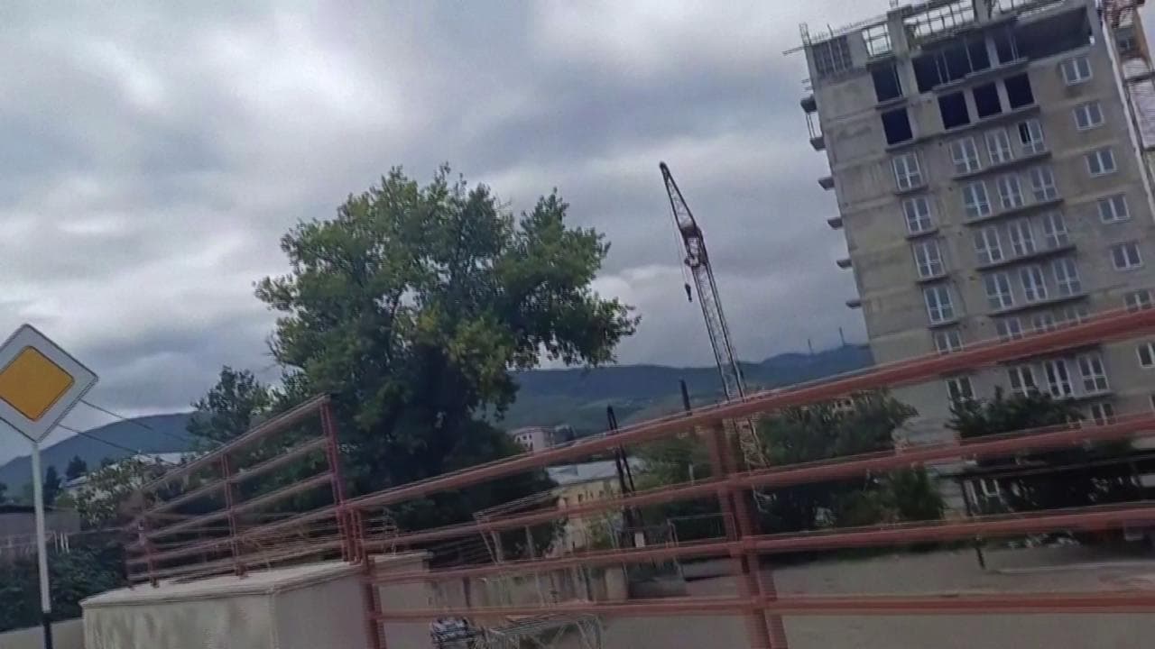 Guerra del Nagorno Karabakh: l'esercito dell'Azerbaijan bombarda la minoranza armena