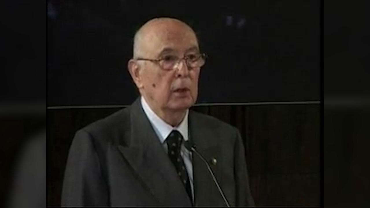 La commozione di Napolitano per le vittime del terrorismo politico nel 2009