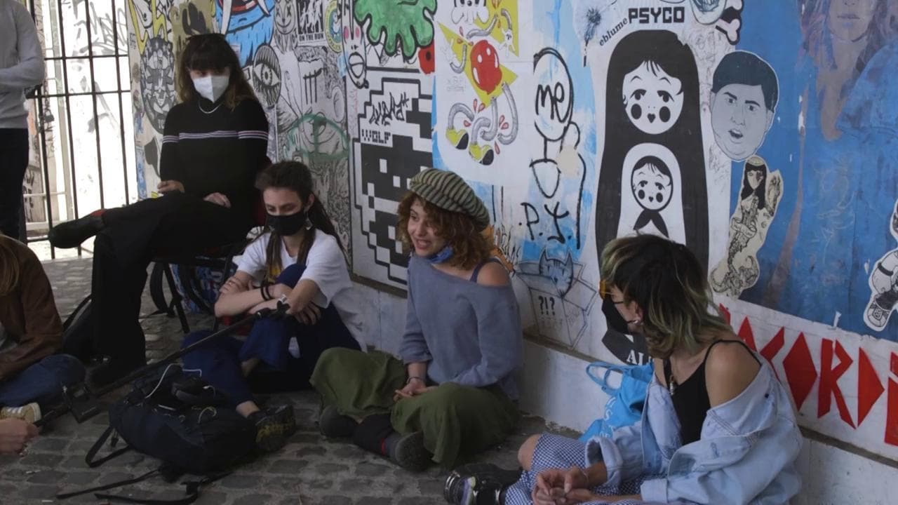 Stupro, educazione sessuale e porno. L'appello dei ragazzi: "Insegnateci l'amore"