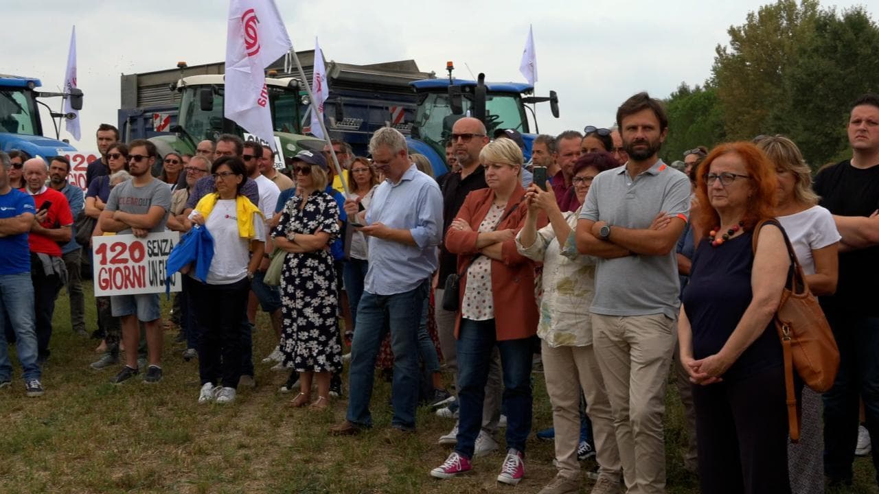 Alluvione, protesta degli agricoltori: "Non abbiamo visto ancora un euro. Governo rispetti patti"
