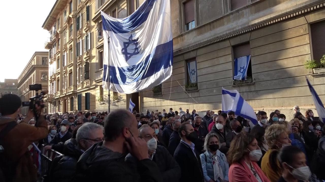 Roma, veglia di solidarietà per Israele: dalle forze politiche l'appello unanime alla pace