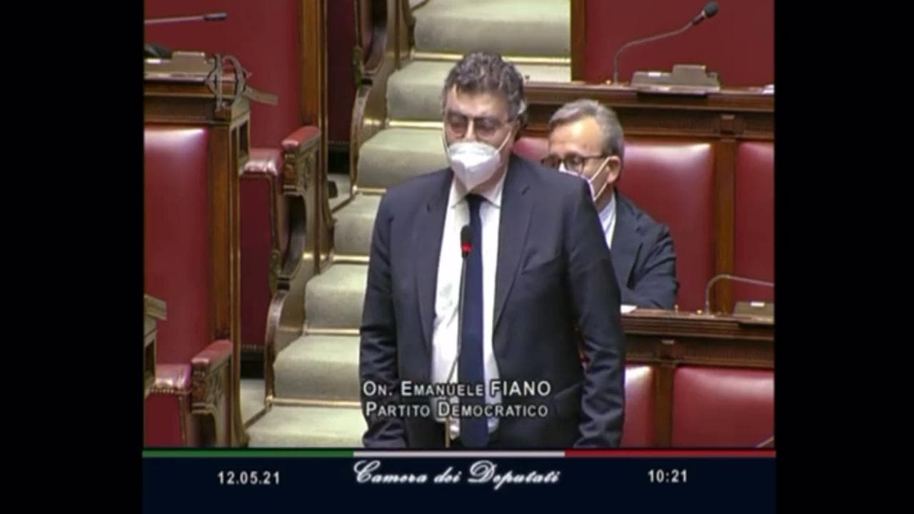 Israele, Fiano si commuove a Montecitorio: ''Spero che un giorno prevalgano ragione e diritto''
