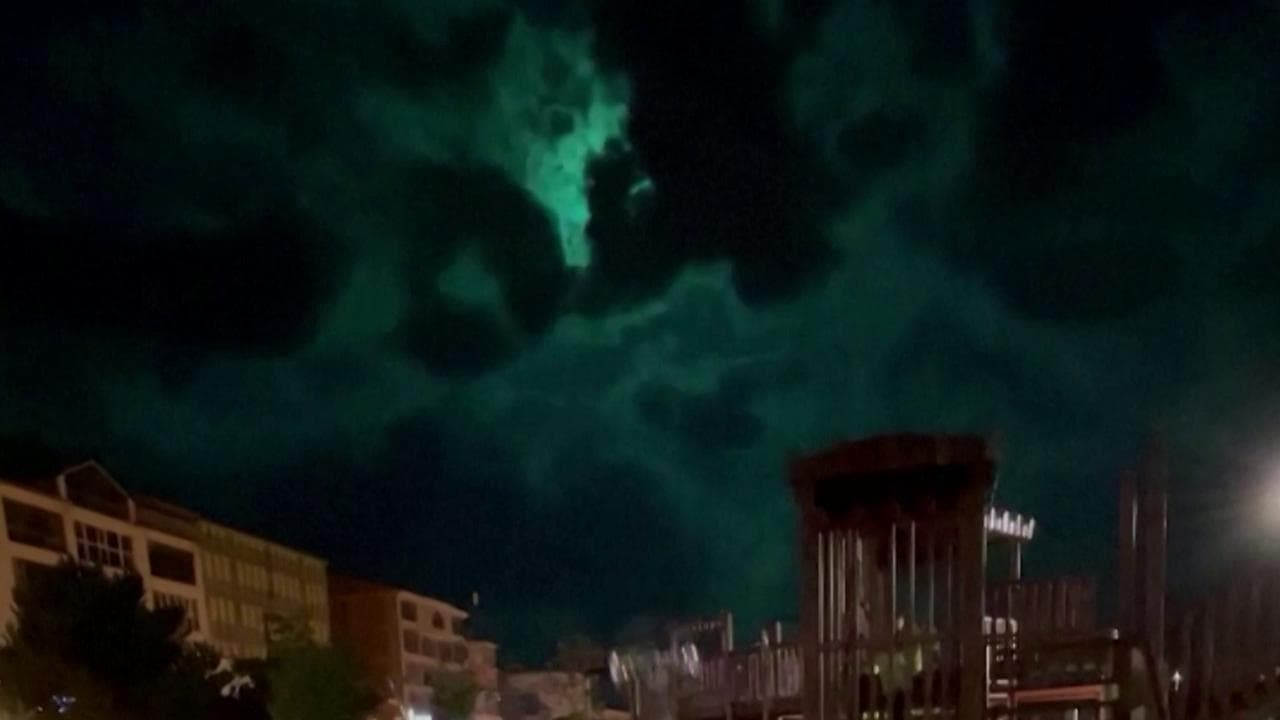 Meteora in Turchia: una luce intensa ha illuminato il cielo di Erzurum e Malatya