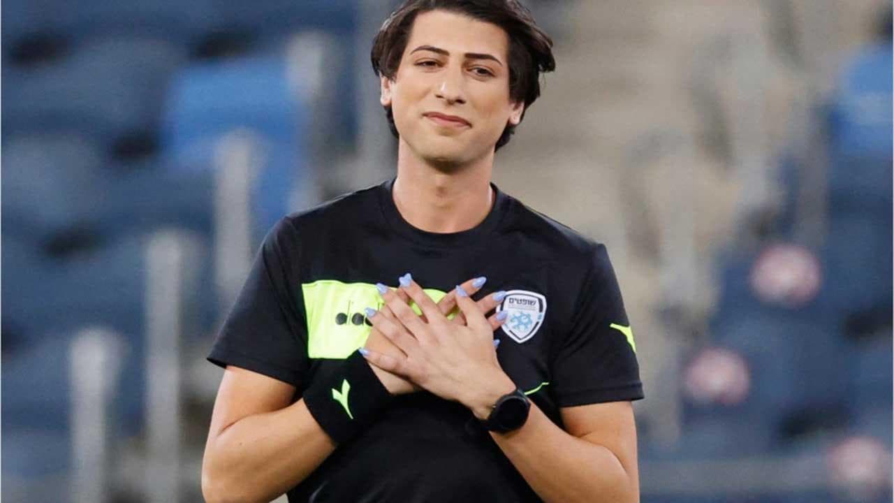 La storia di Sapir, prima arbitra transgender in Israele: "Il mio coming out per smettere di soffrire"
