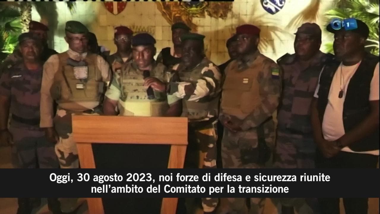 Gabon, l'annuncio del colpo di Stato militare: "Difendiamo la pace interrompendo questo regime"