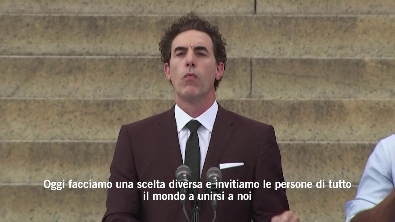 Marcia su Washington, il discorso di Sacha Baron Cohen contro l'odio: "Scegliete la verità"
