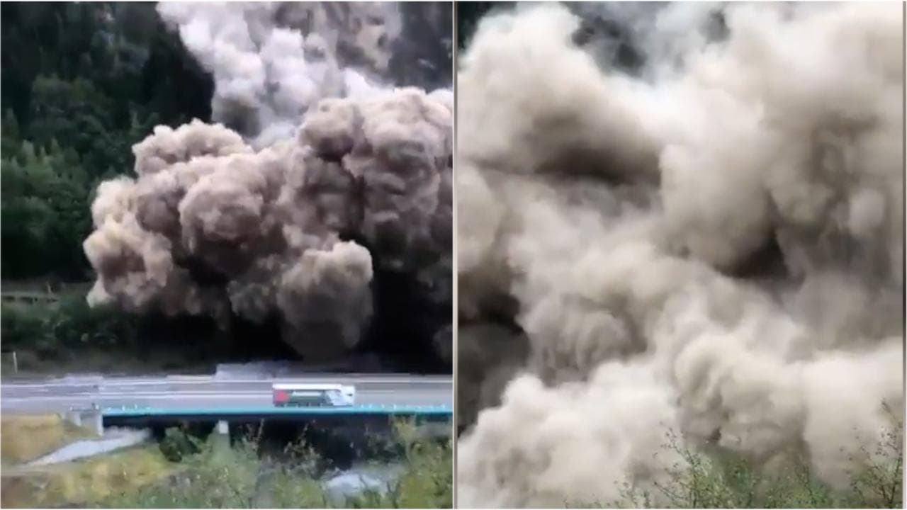 Maltempo, le immagini della frana nella Savoia francese: i detriti finiscono su strada e ferrovia